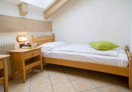 Apartament 3-pokojowy 6-osobowy na poddaszu