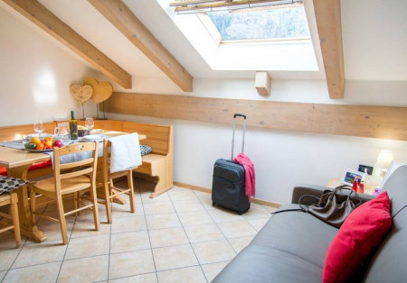 Apartament 3-pokojowy 6-osobowy na poddaszu