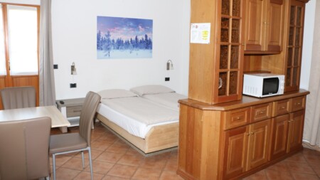 Studio 3-osobowe