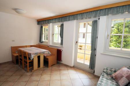 Apartament E 4-osobowy 2-pokojowy