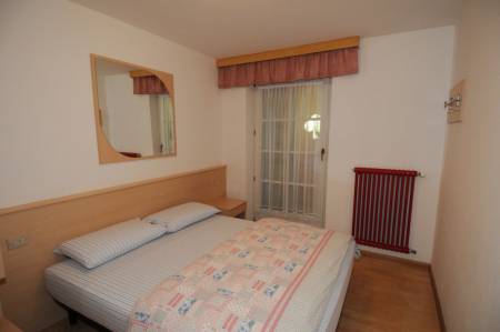 Apartament F 4-sobowy 3-pokojowy