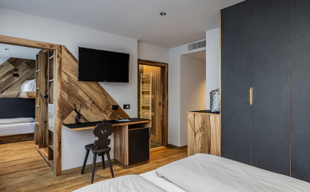 Dolomite Suite Back Side