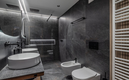 Dolomite Suite z balkonem