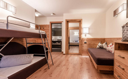 Alpine Suite z balkonem