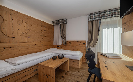 Dolomite Suite