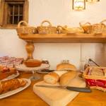 hotelchaletvaldotain-breakfast-(2)_optimized