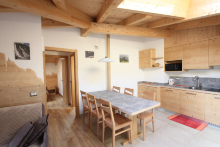 Apartament 3-pokojowy na poddaszu