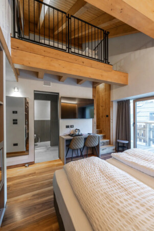 Roof Family Suite