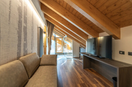 Luxury Spa Suite