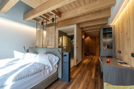 Luxury Spa Suite