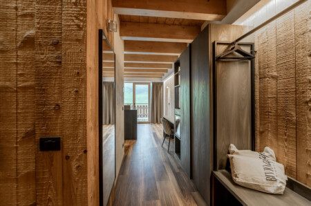 Luxury Spa Suite