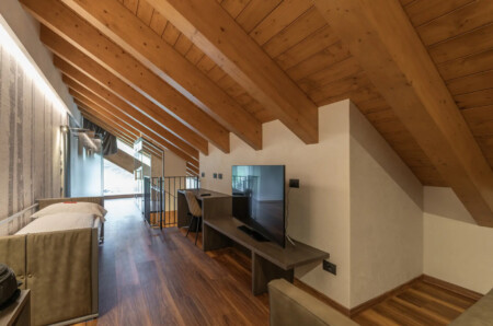 Luxury Spa Suite