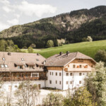Hofergut Suites & Apartments
