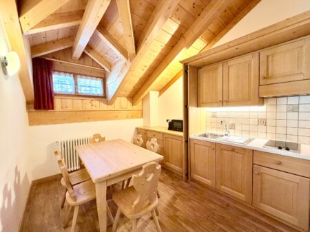 Apartament Attic Superior