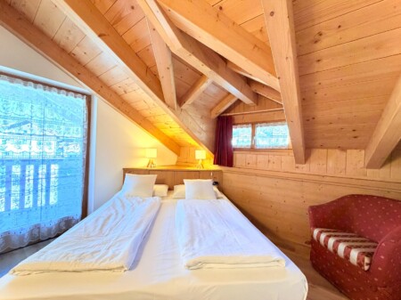 Apartament Attic Superior
