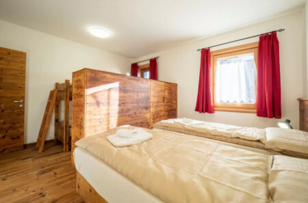 Apartament 3-pokojowy nr 1