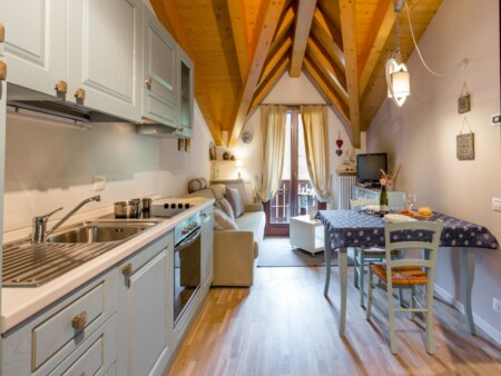 Apartament 2-pokojowy z balkonem
