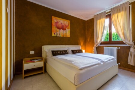 Apartament 2-pokojowy z ogrodem